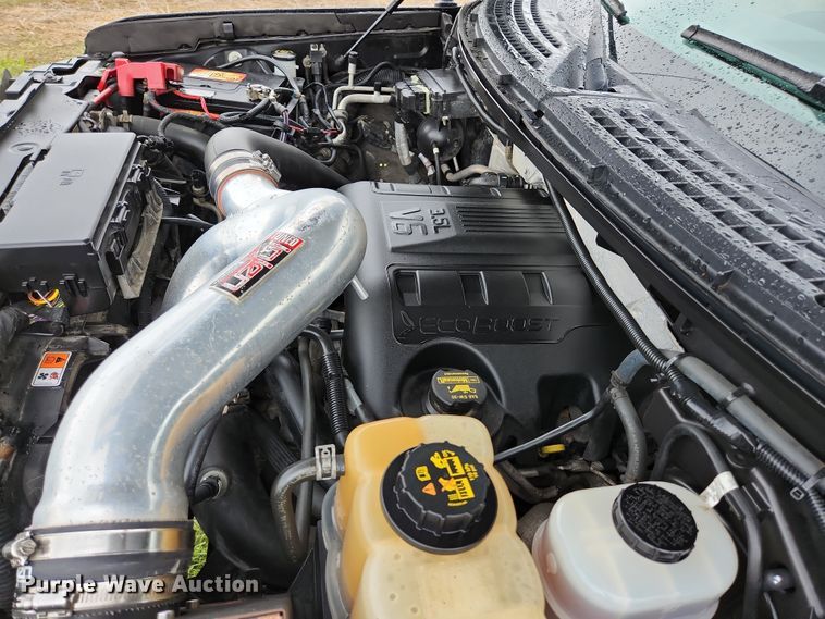 image for item JM9128 2011 Ford F150  SuperCrew pickup truck