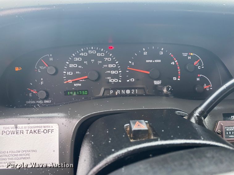 image for item JN9245 2002 Ford F550  bucket truck