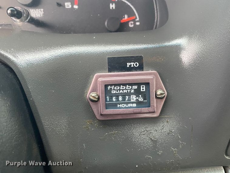 image for item JN9245 2002 Ford F550  bucket truck