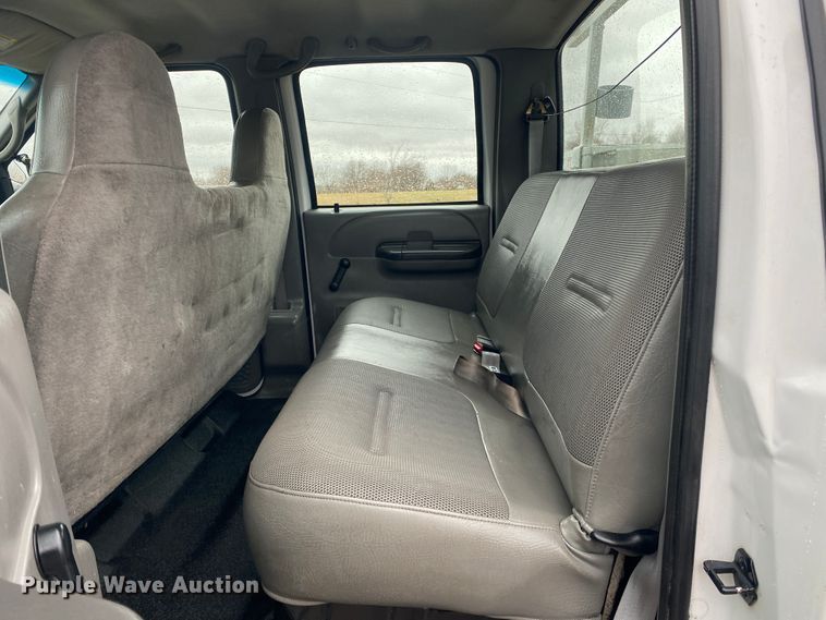 image for item JN9245 2002 Ford F550  bucket truck