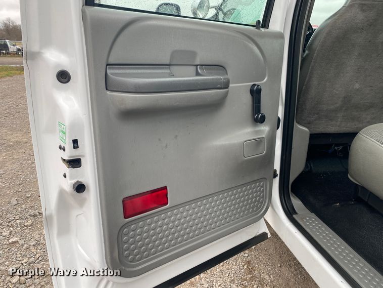 image for item JN9245 2002 Ford F550  bucket truck