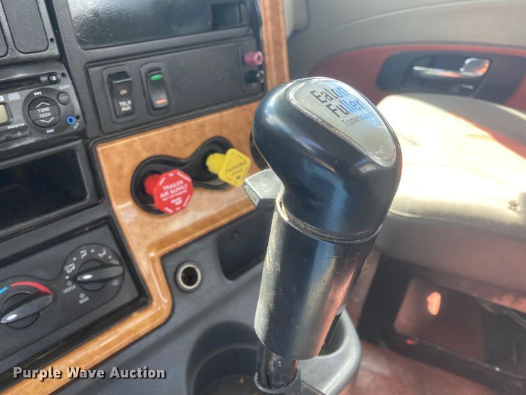 image for item JN9277 2009 International ProStar  flatbed truck