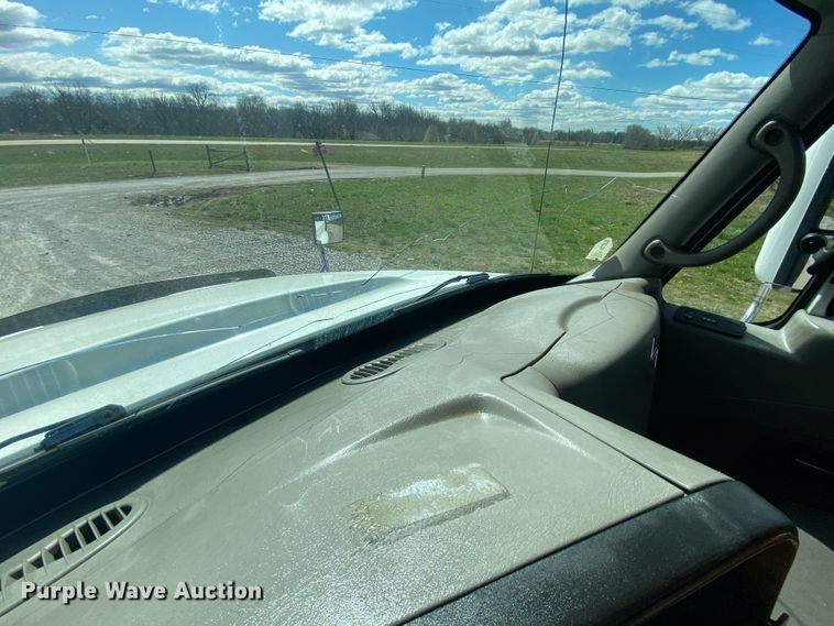 image for item JN9277 2009 International ProStar  flatbed truck