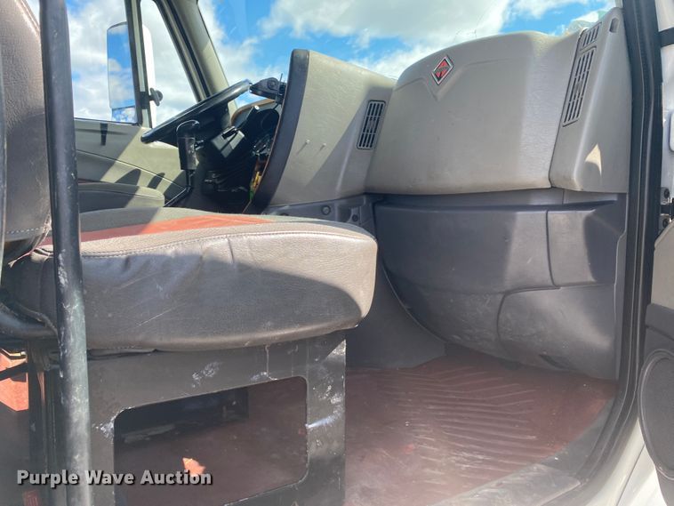 image for item JN9277 2009 International ProStar  flatbed truck