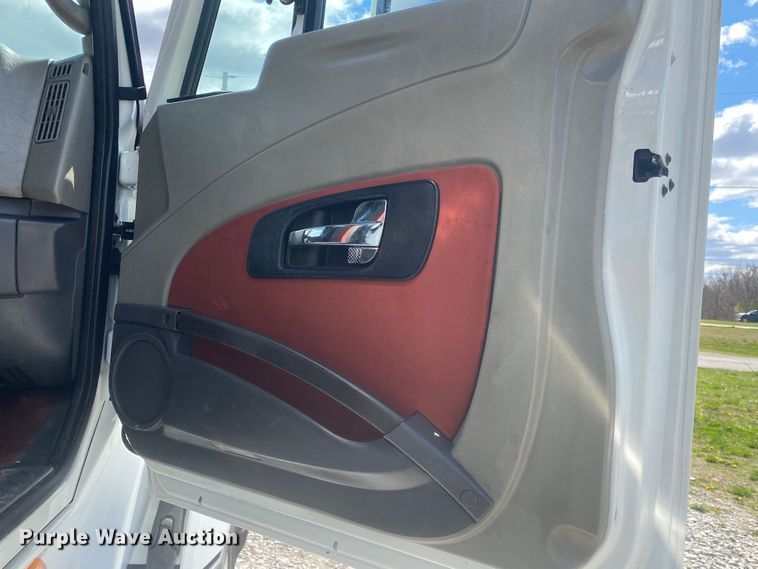 image for item JN9277 2009 International ProStar  flatbed truck