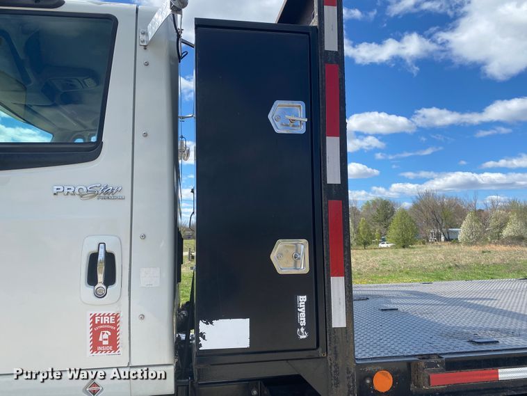 image for item JN9277 2009 International ProStar  flatbed truck