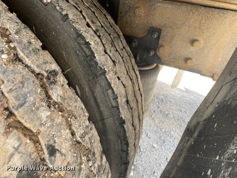 image for item JN9277 2009 International ProStar  flatbed truck