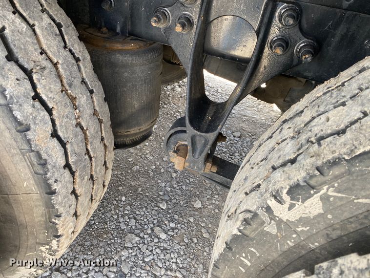 image for item JN9277 2009 International ProStar  flatbed truck