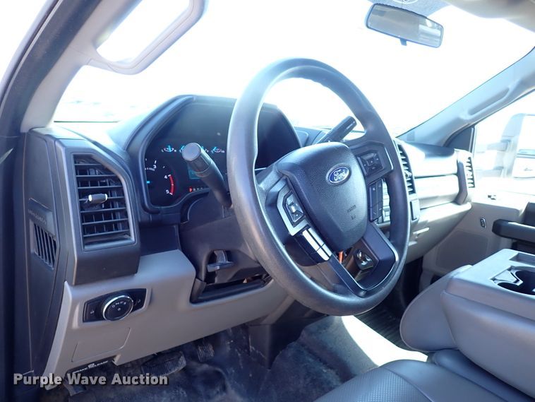 image for item JO9543 2019 Ford F550  SuperCab flatbed truck