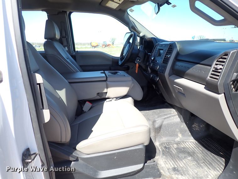 image for item JO9543 2019 Ford F550  SuperCab flatbed truck