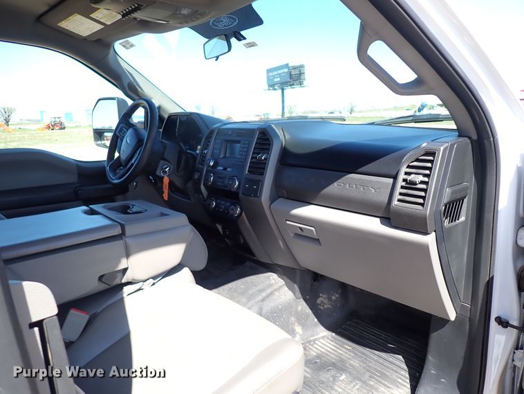 image for item JO9543 2019 Ford F550  SuperCab flatbed truck