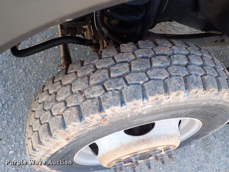 image for item JO9543 2019 Ford F550  SuperCab flatbed truck