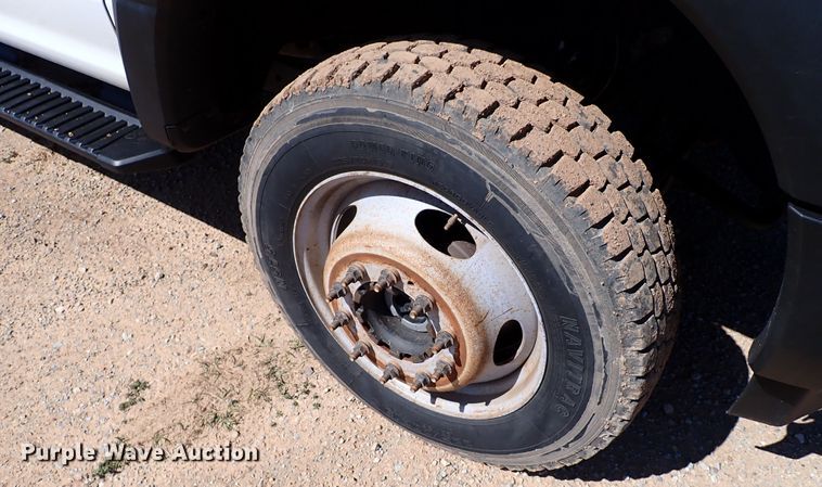 image for item JO9543 2019 Ford F550  SuperCab flatbed truck