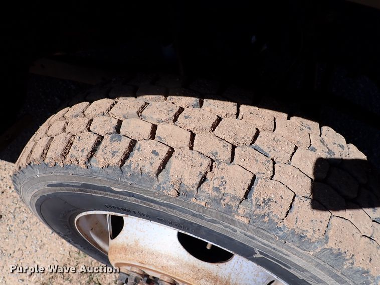 image for item JO9543 2019 Ford F550  SuperCab flatbed truck