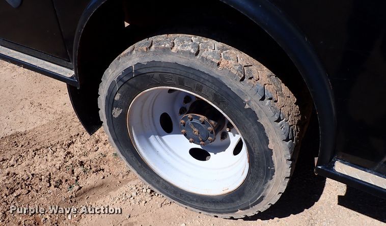 image for item JO9543 2019 Ford F550  SuperCab flatbed truck