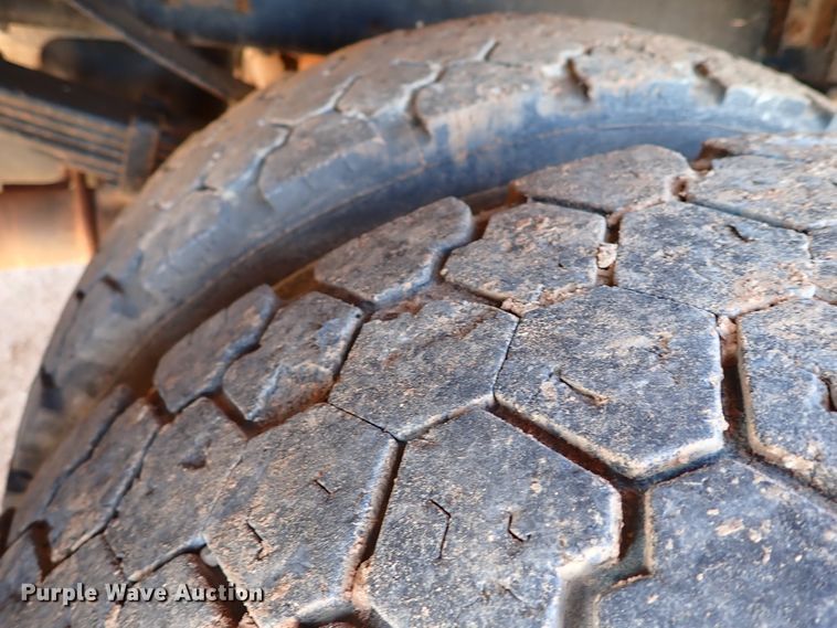 image for item JO9543 2019 Ford F550  SuperCab flatbed truck