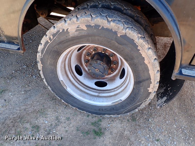 image for item JO9543 2019 Ford F550  SuperCab flatbed truck