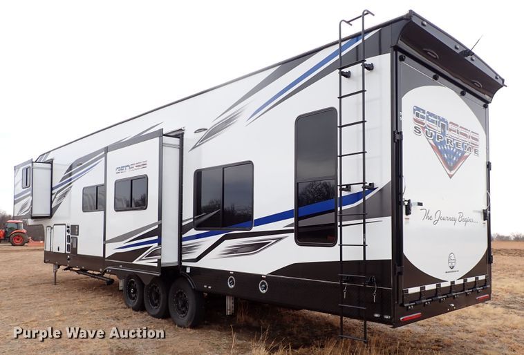 image for item JO9675 2022 Genesis Supreme 40CRXL  toy hauler camper
