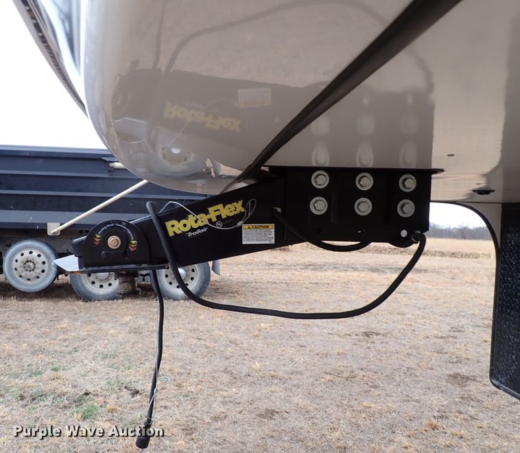 image for item JO9675 2022 Genesis Supreme 40CRXL  toy hauler camper