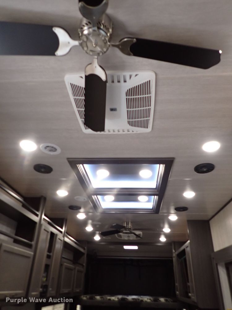 image for item JO9675 2022 Genesis Supreme 40CRXL  toy hauler camper