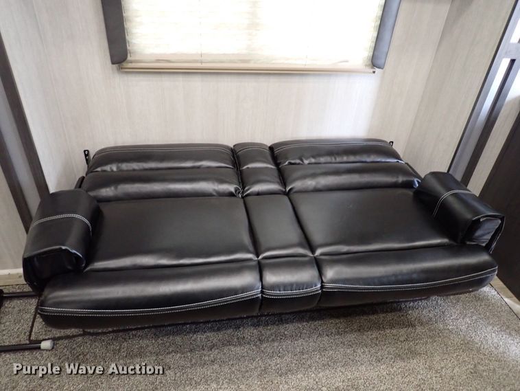 image for item JO9675 2022 Genesis Supreme 40CRXL  toy hauler camper