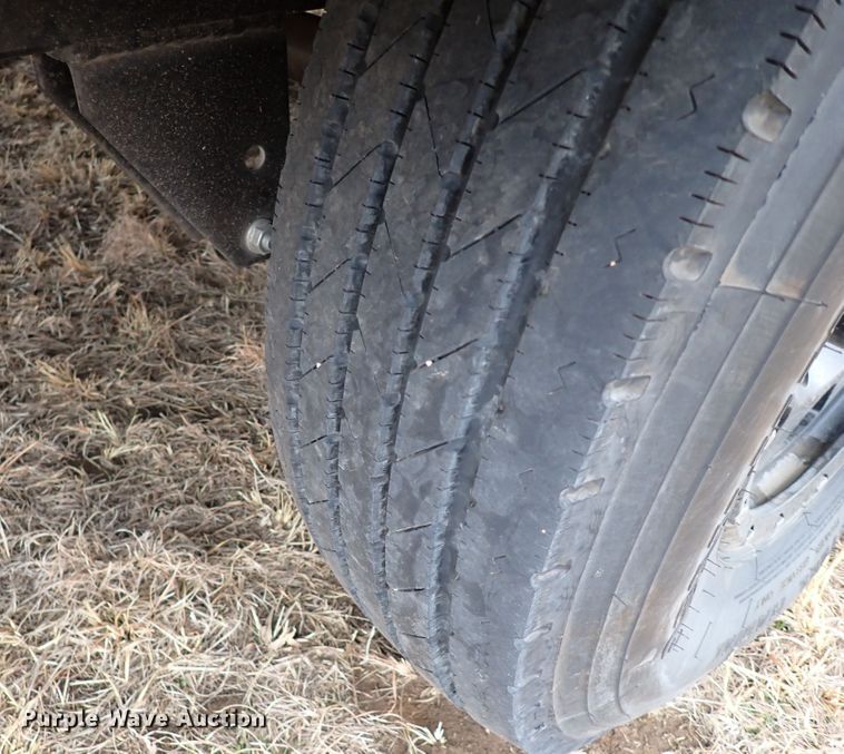 image for item JO9675 2022 Genesis Supreme 40CRXL  toy hauler camper