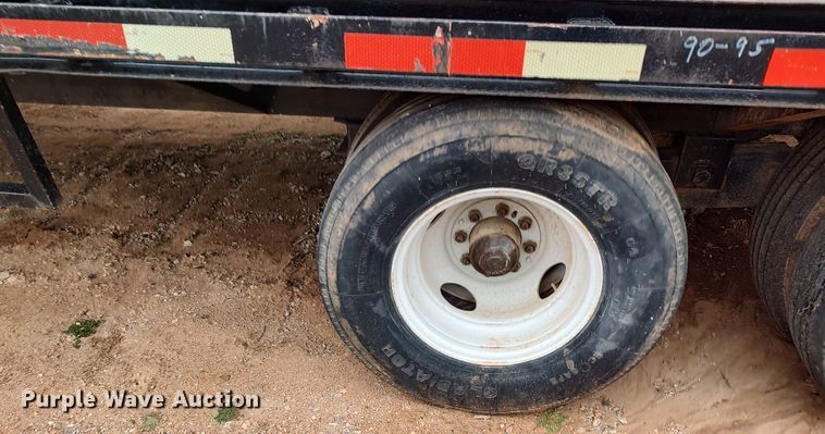 image for item JO9681 1989  Shop built equipment trailer