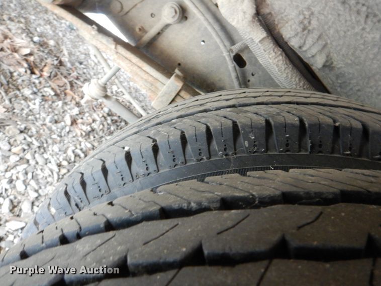 image for item JS9548 2009 Ford E450 Super Duty  shuttle bus