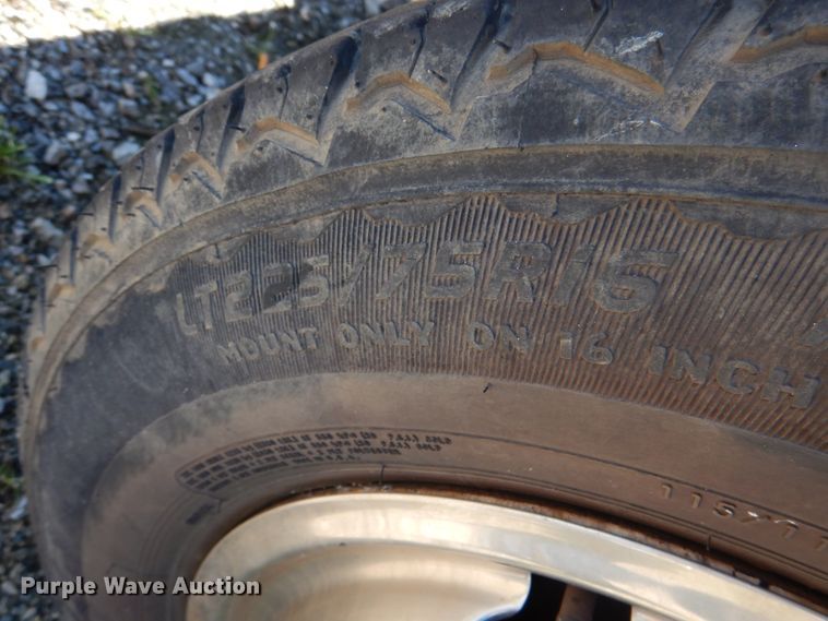 image for item JS9550 2009 Ford E350 Super Duty  shuttle bus