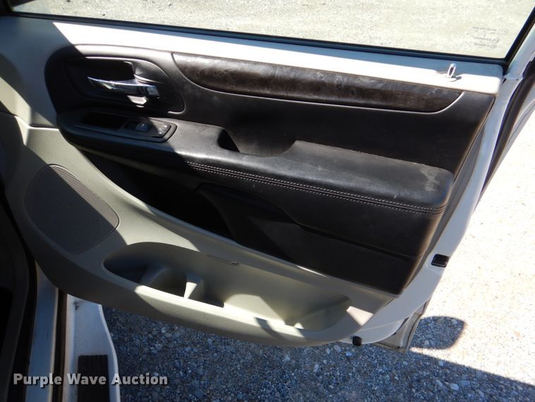 image for item JS9553 2013 Dodge Grand Caravan  handicap accessible van