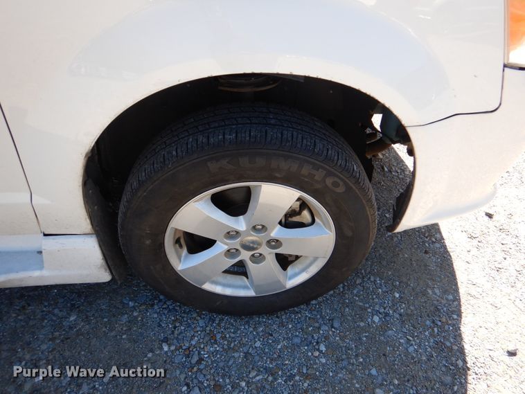 image for item JS9553 2013 Dodge Grand Caravan  handicap accessible van