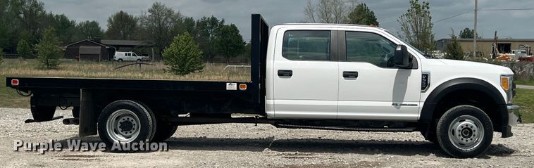 image for item JU9191 2017 Ford F550 Super Duty XL  flatbed truck