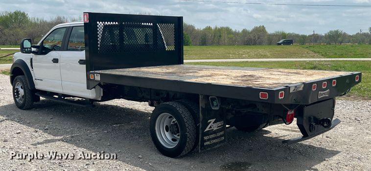 image for item JU9191 2017 Ford F550 Super Duty XL  flatbed truck