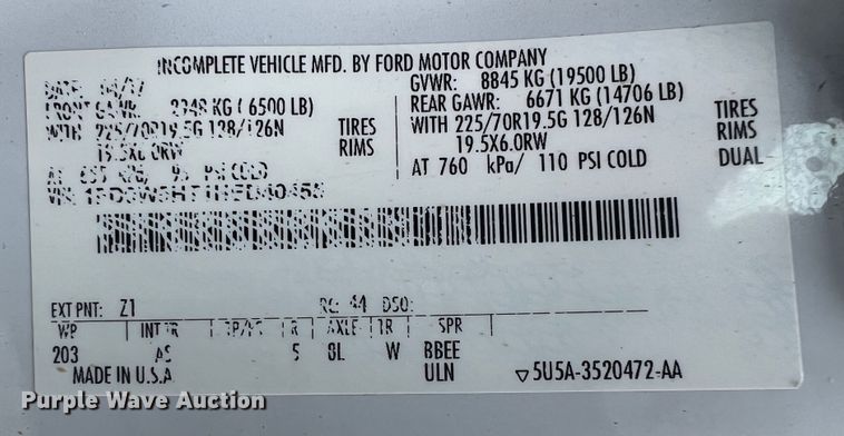 image for item JU9191 2017 Ford F550 Super Duty XL  flatbed truck