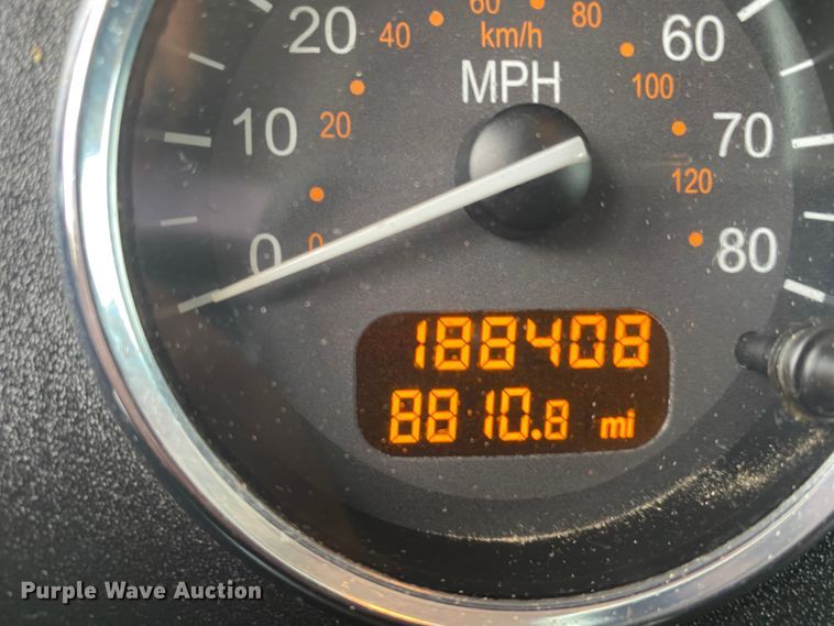 image for item JU9196 2013 Peterbilt 337  delivery truck