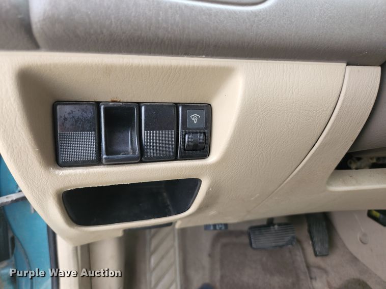 image for item KE9738 2002 Mazda Protege