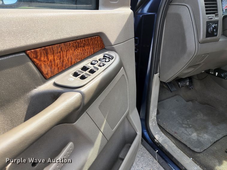 image for item KE9763 2006 Dodge Ram 2500  Quad Cab pickup truck