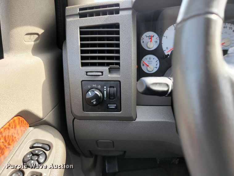 image for item KE9763 2006 Dodge Ram 2500  Quad Cab pickup truck