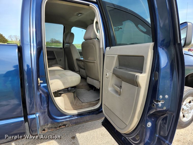 image for item KE9763 2006 Dodge Ram 2500  Quad Cab pickup truck