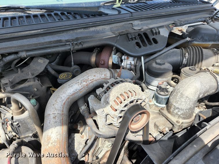 image for item KE9775 2005 Ford F350 Super Duty XL  SuperCab utility bed pickup truck