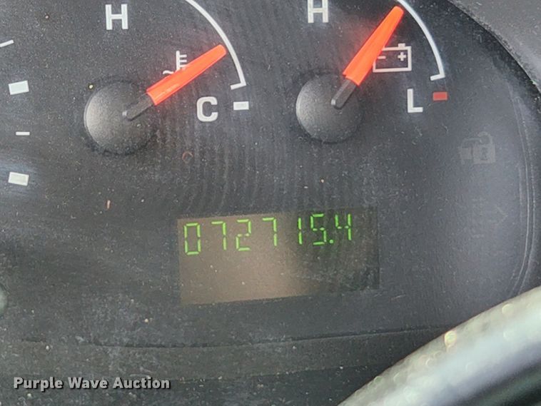 image for item KE9776 2006 Ford E450 Super Duty  utility van