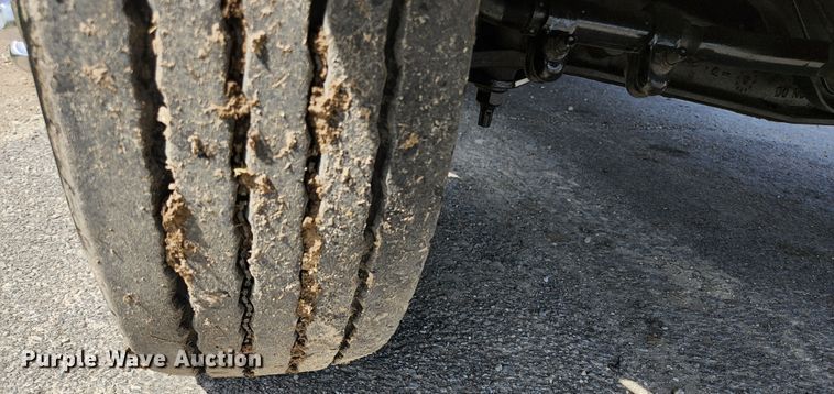 image for item KE9776 2006 Ford E450 Super Duty  utility van