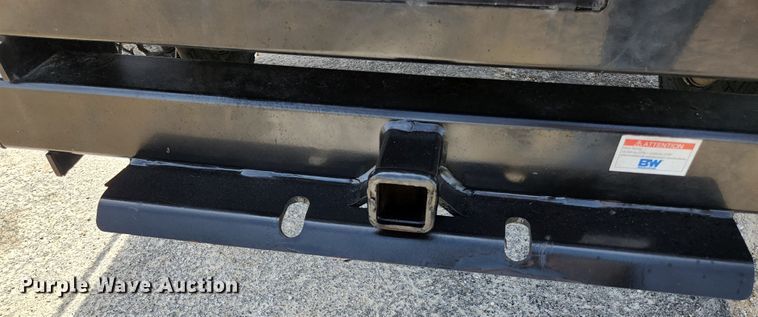image for item KE9781 2011 Ford F350 Super Duty Lariat  Crew Cab flatbed pickup truck