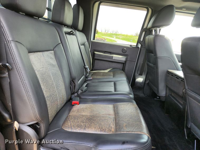 image for item KE9781 2011 Ford F350 Super Duty Lariat  Crew Cab flatbed pickup truck