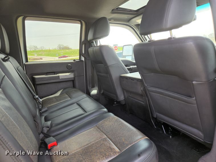 image for item KE9781 2011 Ford F350 Super Duty Lariat  Crew Cab flatbed pickup truck