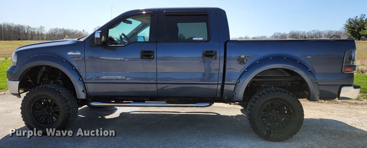 image for item KE9810 2005 Ford F150 XLT  SuperCrew pickup truck