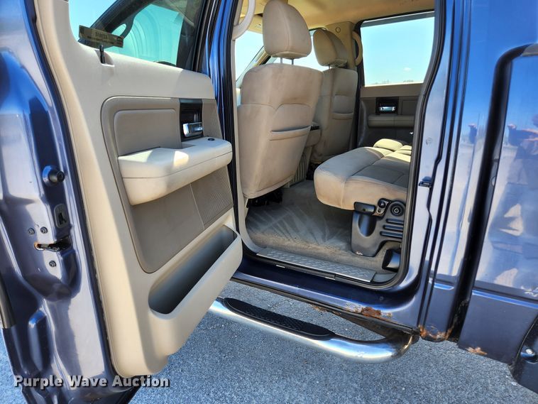 image for item KE9810 2005 Ford F150 XLT  SuperCrew pickup truck