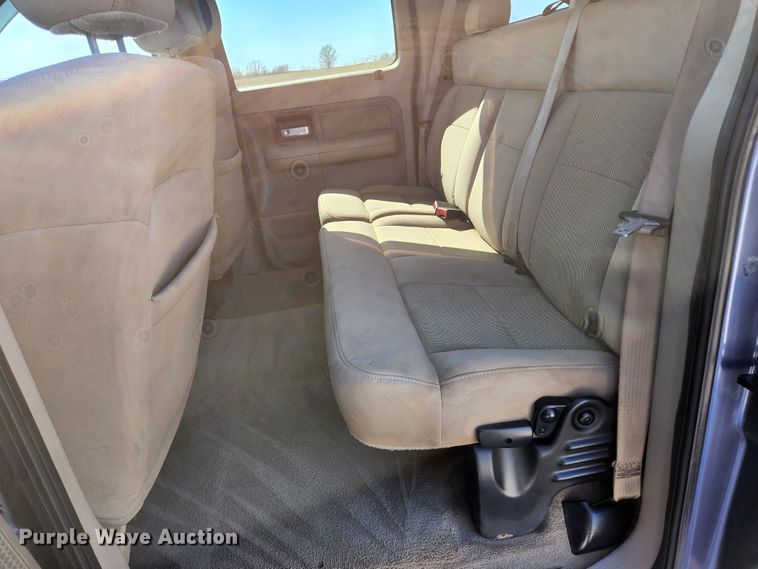 image for item KE9810 2005 Ford F150 XLT  SuperCrew pickup truck