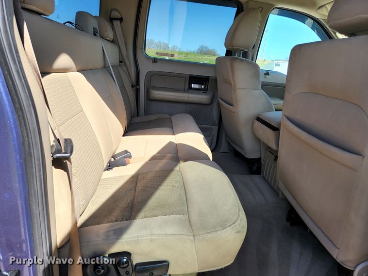 image for item KE9810 2005 Ford F150 XLT  SuperCrew pickup truck