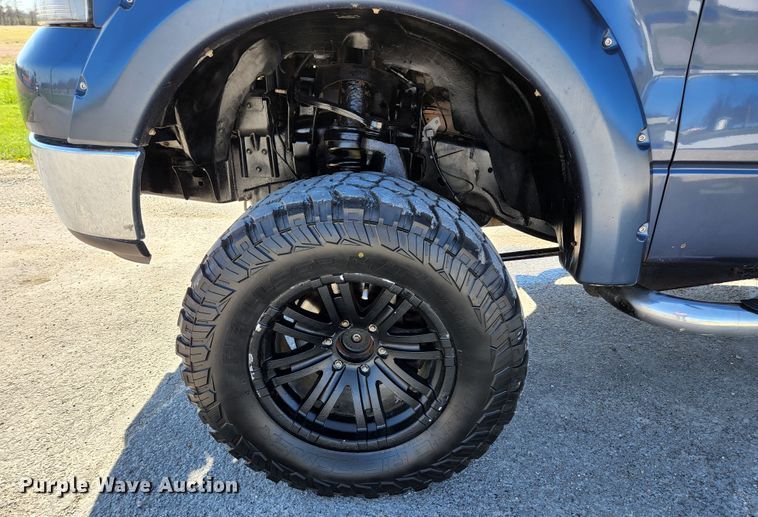 image for item KE9810 2005 Ford F150 XLT  SuperCrew pickup truck